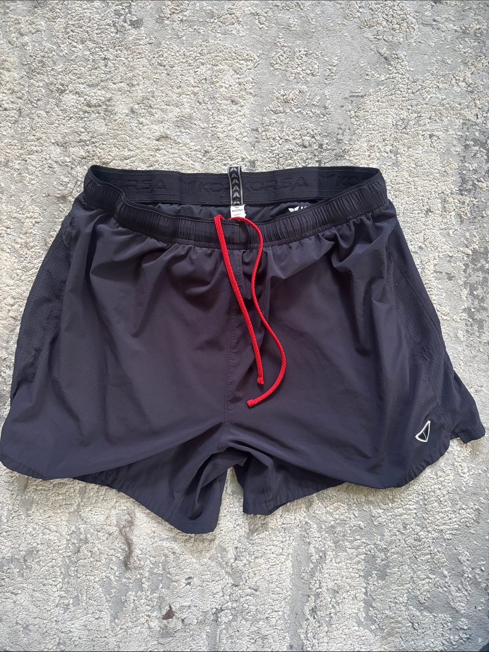 Korsa Men's Black Athletic Training Shorts with Red Drawstring
